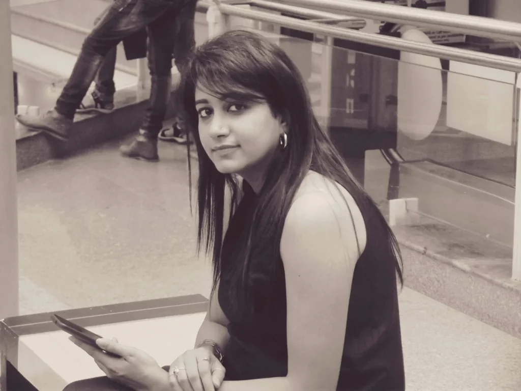 Neema Dhaval Dabhi, Founder of ETREM – The Naked Perfume